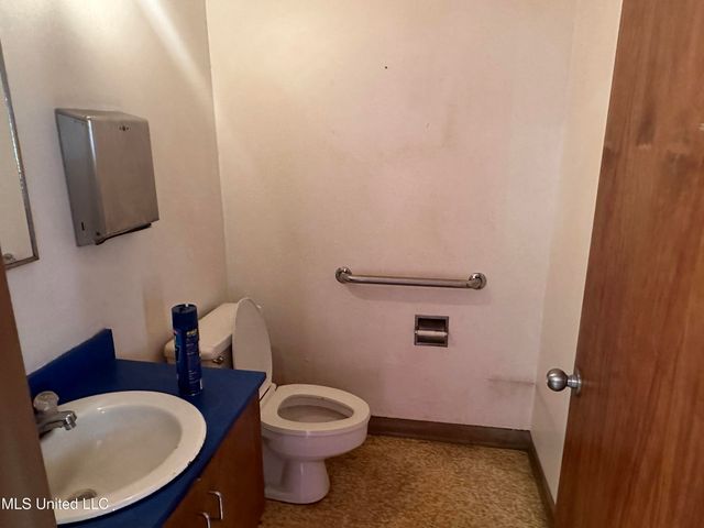 500 N Martin Luther King Jr Street, Natchez, MS 39120