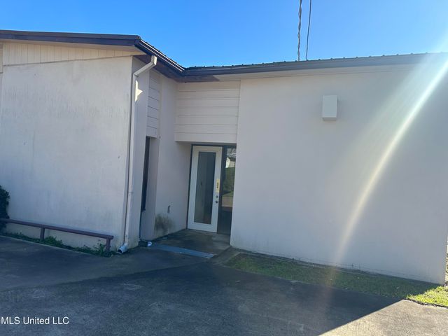 500 N Martin Luther King Jr Street, Natchez, MS 39120