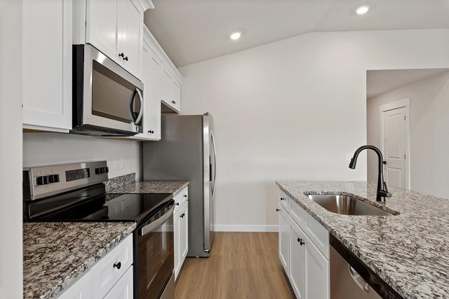 439 West Claywalk Road, Woodruff, SC 29388