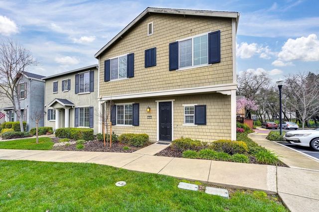 5998 Camden Cir, Citrus Heights, CA 95621