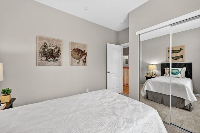 5998 Camden Cir, Citrus Heights, CA 95621