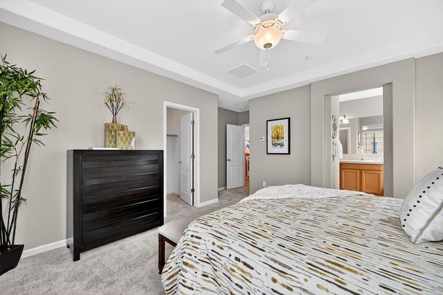 5998 Camden Cir, Citrus Heights, CA 95621