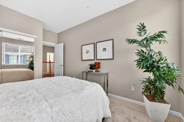 5998 Camden Cir, Citrus Heights, CA 95621