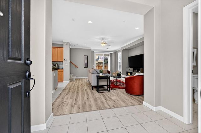 5998 Camden Cir, Citrus Heights, CA 95621