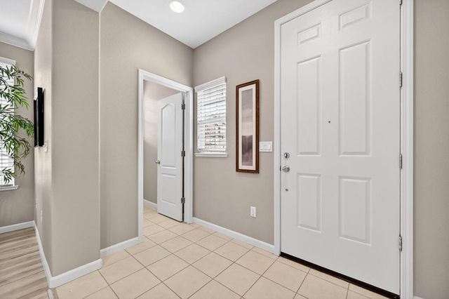 5998 Camden Cir, Citrus Heights, CA 95621