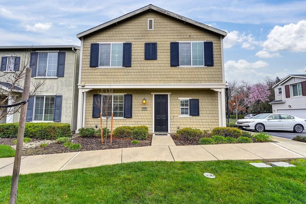 5998 Camden Cir, Citrus Heights, CA 95621