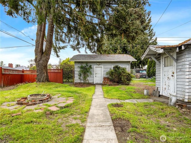 3521 S 11th Street, Tacoma, WA 98405
