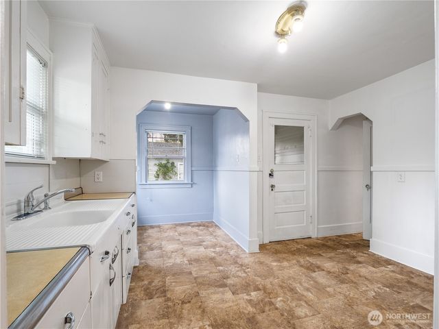 3521 S 11th Street, Tacoma, WA 98405