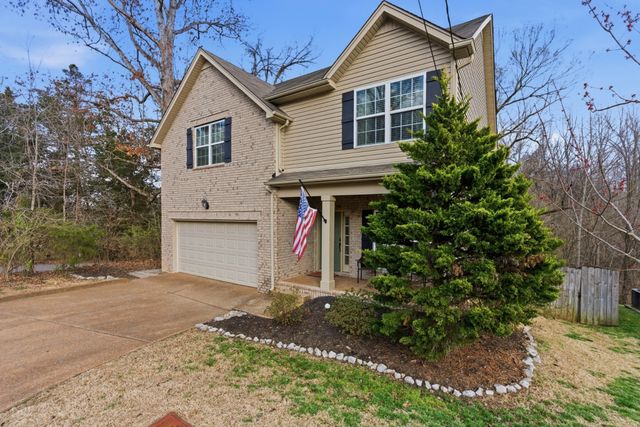 6935 Calderwood Dr, Antioch, TN 37013