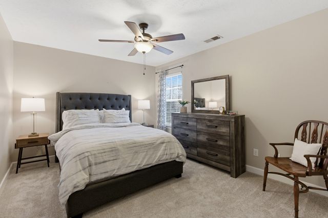 6935 Calderwood Dr, Antioch, TN 37013