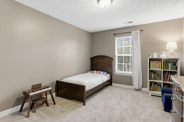 6935 Calderwood Dr, Antioch, TN 37013