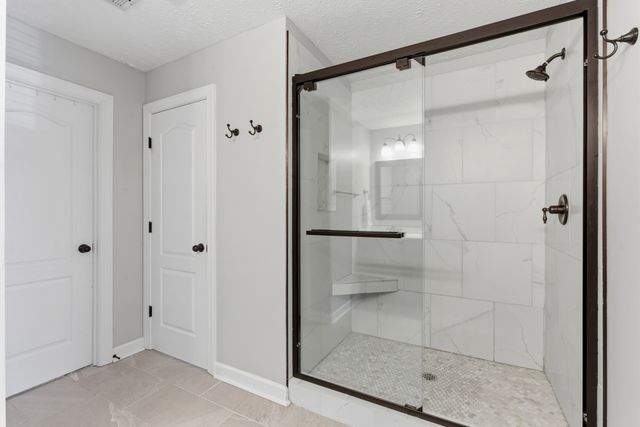 6935 Calderwood Dr, Antioch, TN 37013