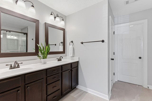 6935 Calderwood Dr, Antioch, TN 37013