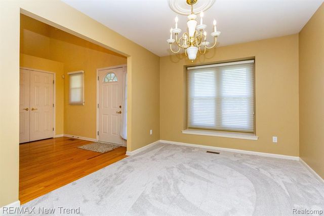 43159 Sandstone, Novi, MI 48377