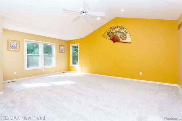 43159 Sandstone, Novi, MI 48377