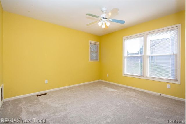43159 Sandstone, Novi, MI 48377
