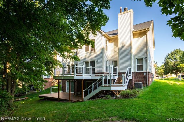 43159 Sandstone, Novi, MI 48377