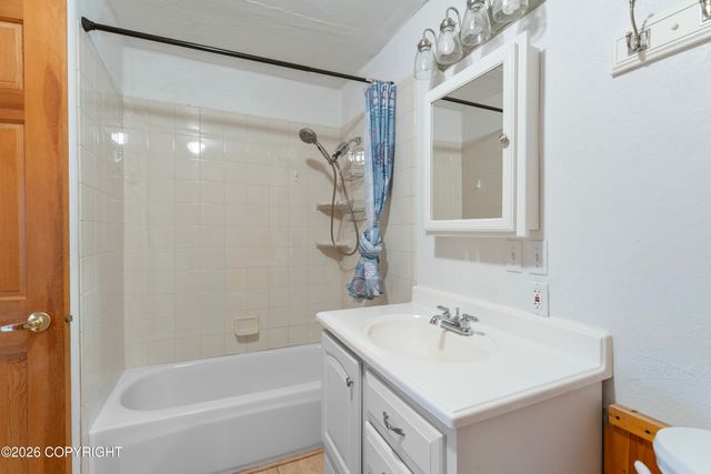 2300 N Laurel Drive, Palmer, AK 99645