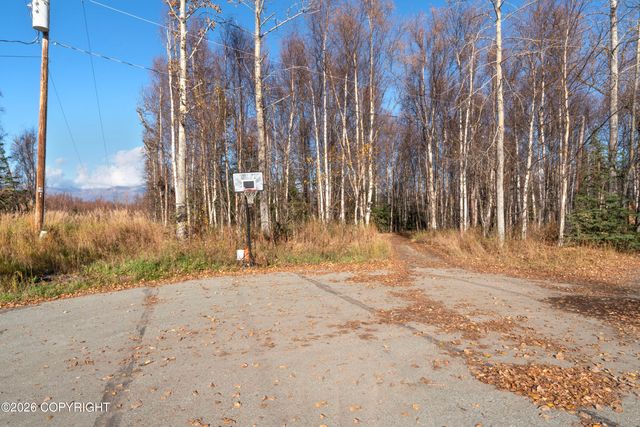 2300 N Laurel Drive, Palmer, AK 99645