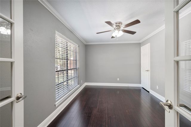 19 Kearny Brook Place, The Woodlands, TX 77381