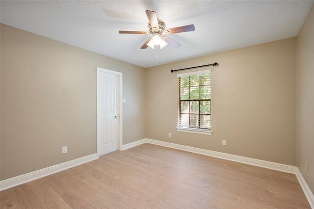 19 Kearny Brook Place, The Woodlands, TX 77381