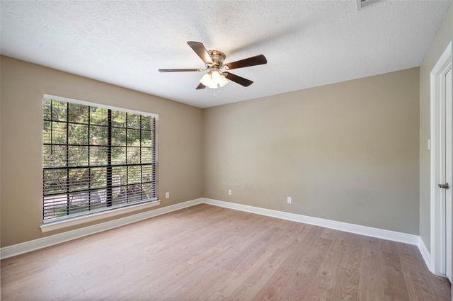 19 Kearny Brook Place, The Woodlands, TX 77381