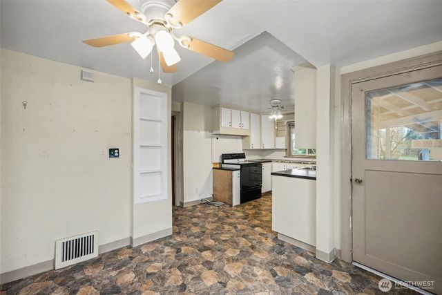 6109 Pacific Avenue, Tacoma, WA 98408