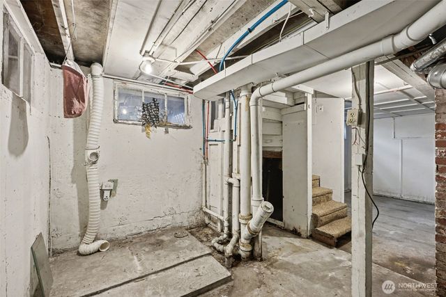 6109 Pacific Avenue, Tacoma, WA 98408