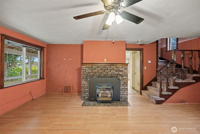 6109 Pacific Avenue, Tacoma, WA 98408