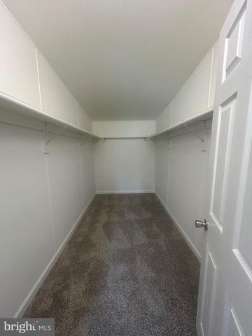 1054 HEATHER DRIVE, Chambersburg, PA 17202