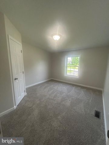 1054 HEATHER DRIVE, Chambersburg, PA 17202