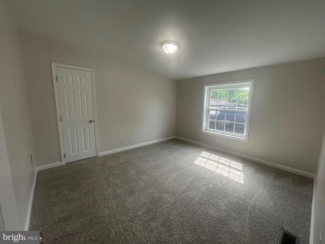 1054 HEATHER DRIVE, Chambersburg, PA 17202