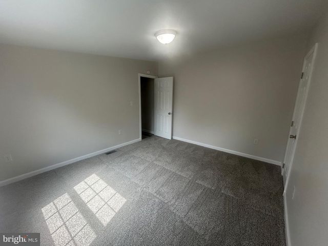 1054 HEATHER DRIVE, Chambersburg, PA 17202