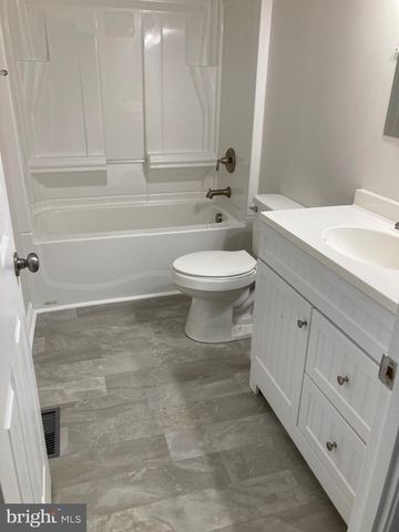 1054 HEATHER DRIVE, Chambersburg, PA 17202