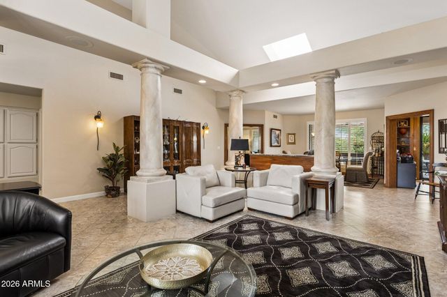 8115 E JENAN Drive, Scottsdale, AZ 85260