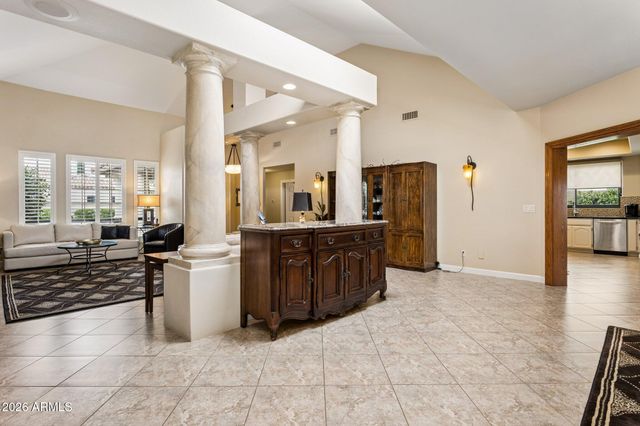 8115 E JENAN Drive, Scottsdale, AZ 85260