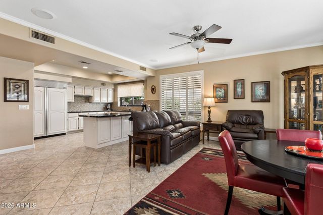 8115 E JENAN Drive, Scottsdale, AZ 85260