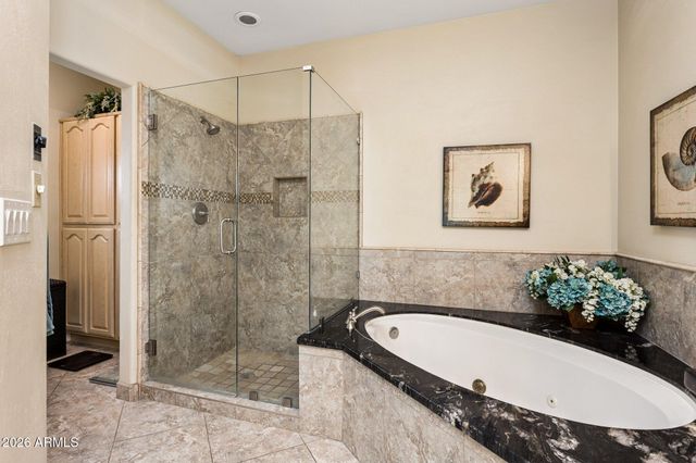 8115 E JENAN Drive, Scottsdale, AZ 85260