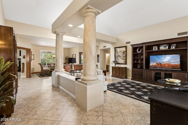 8115 E JENAN Drive, Scottsdale, AZ 85260