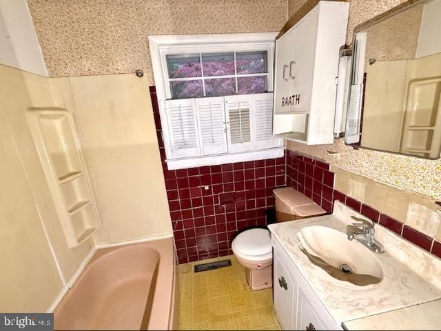 2171 W WEYMOUTH RD, Newfield, NJ 08344