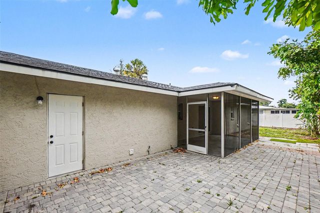 2904 ARCH DRIVE, Sarasota, FL 34232