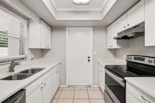 2904 ARCH DRIVE, Sarasota, FL 34232