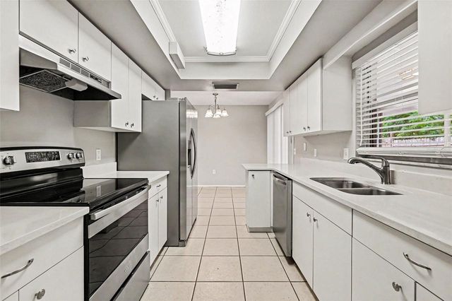 2904 ARCH DRIVE, Sarasota, FL 34232