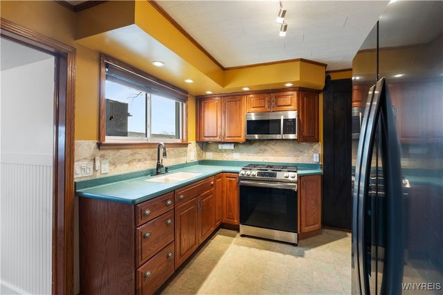 7048 Safford Avenue, Castile, NY 14530