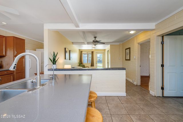 4216 E Paseo Grande, Tucson, AZ 85711