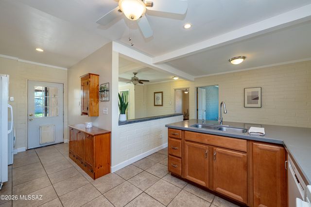 4216 E Paseo Grande, Tucson, AZ 85711