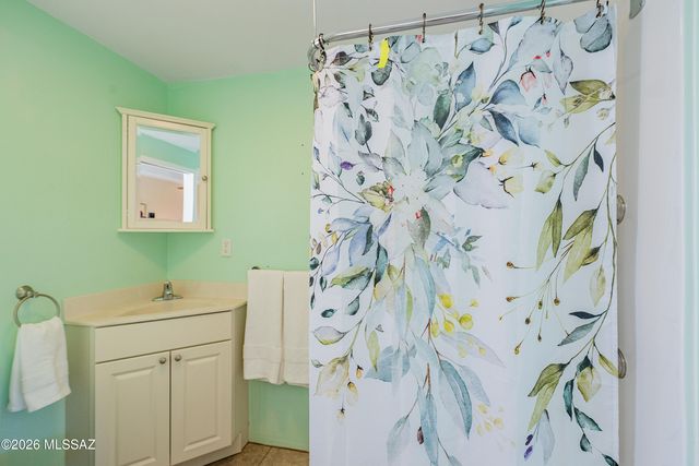 4216 E Paseo Grande, Tucson, AZ 85711