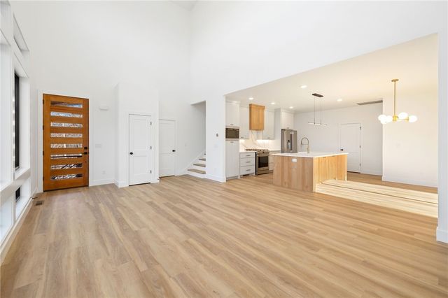 8 Selkirk Circle, Bella Vista, AR 72715