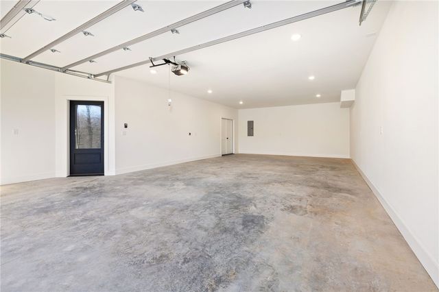 8 Selkirk Circle, Bella Vista, AR 72715