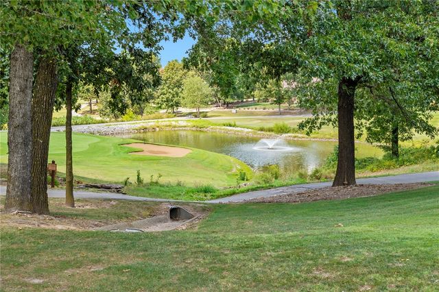 8 Selkirk Circle, Bella Vista, AR 72715